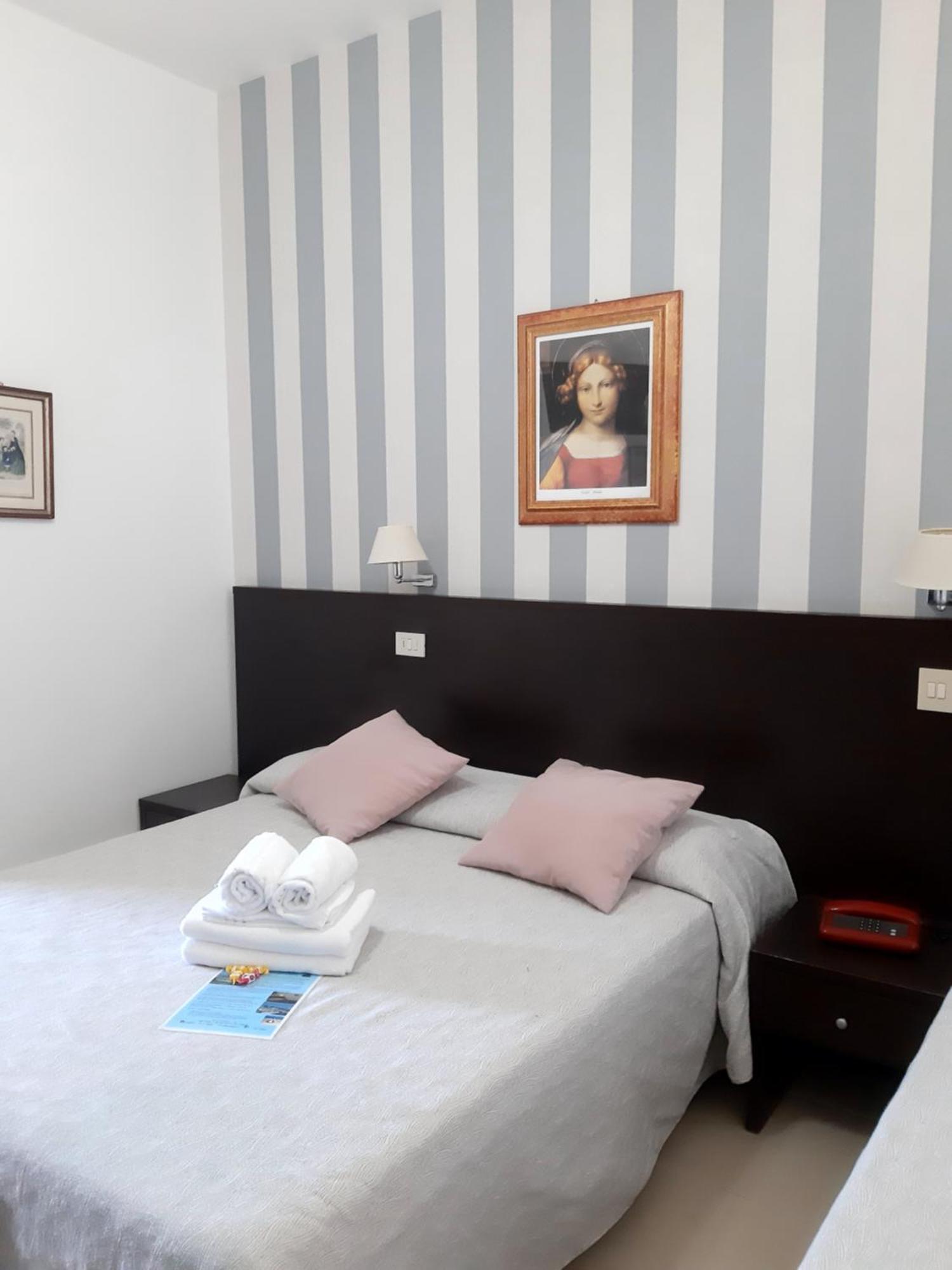 Hotel Ancore เซนีกัลเลีย ภายนอก รูปภาพ